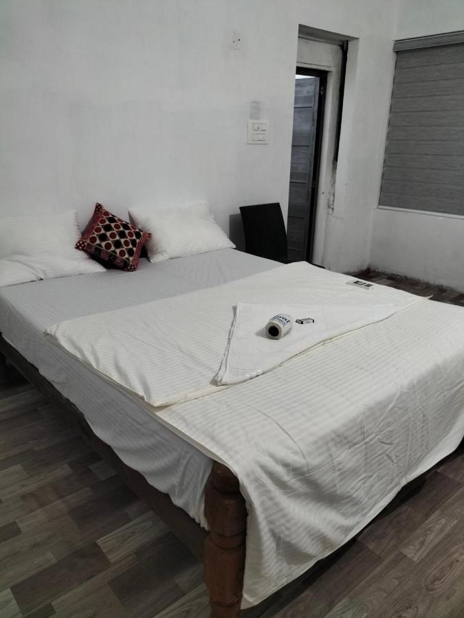 Funky Art Beach House Alappuzha Εξωτερικό φωτογραφία