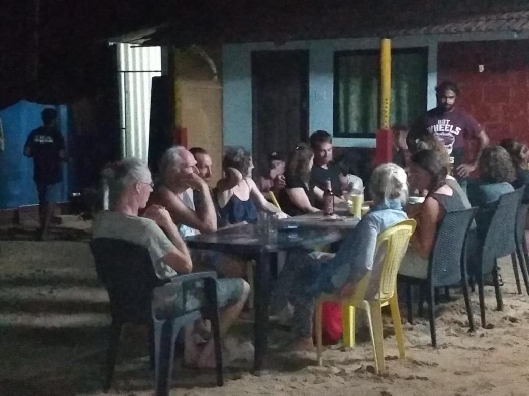 Funky Art Beach House Alappuzha Εξωτερικό φωτογραφία
