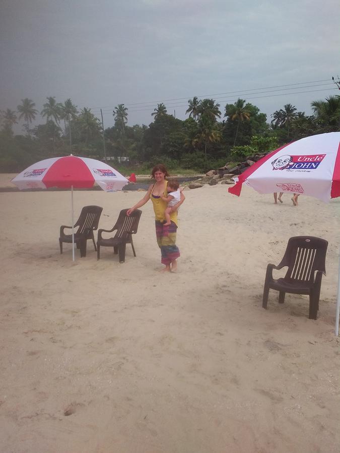 Funky Art Beach House Alappuzha Εξωτερικό φωτογραφία