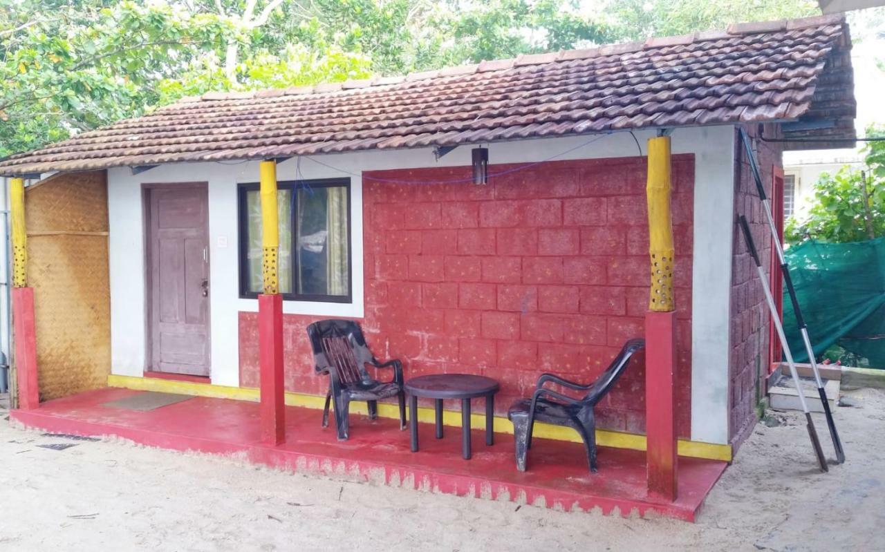 Funky Art Beach House Alappuzha Εξωτερικό φωτογραφία